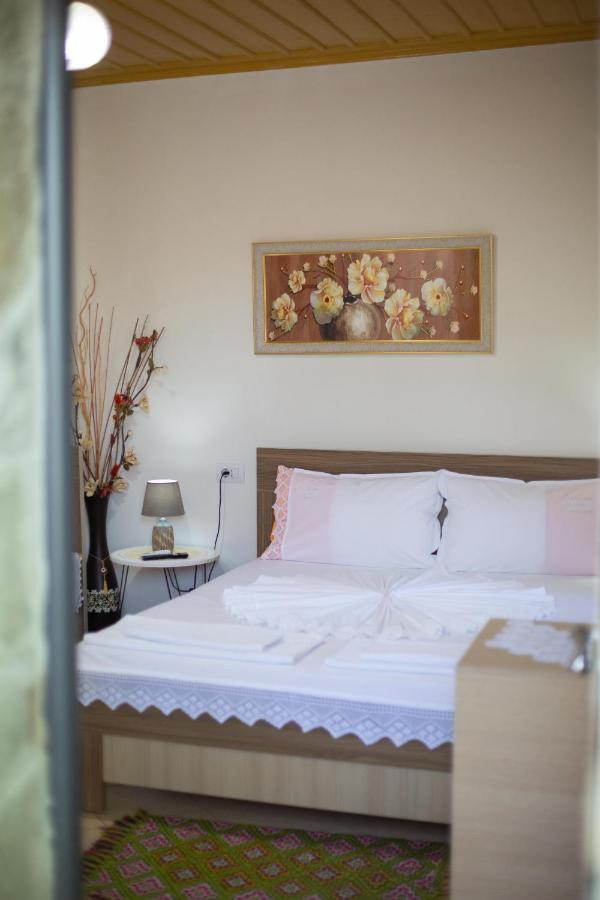 The Mosaic House - Shtepia Me Mozaik Hotel Përmet Eksteriør billede